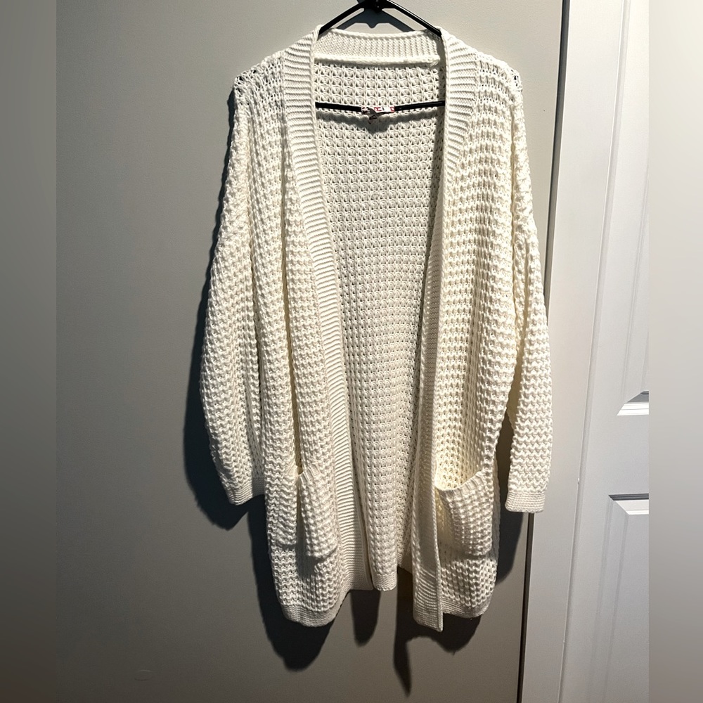 Cable Knit White Cardigan - XL